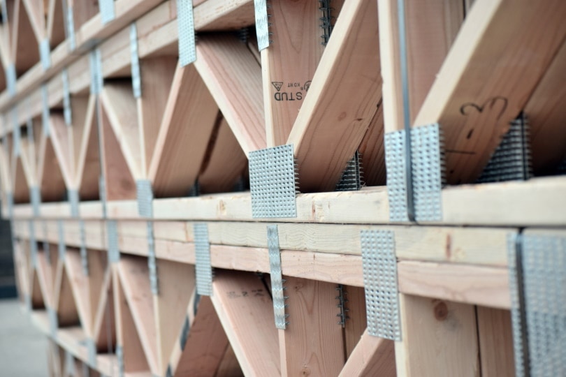 5 Types of Floor Trusses and Joists (2022 Update)