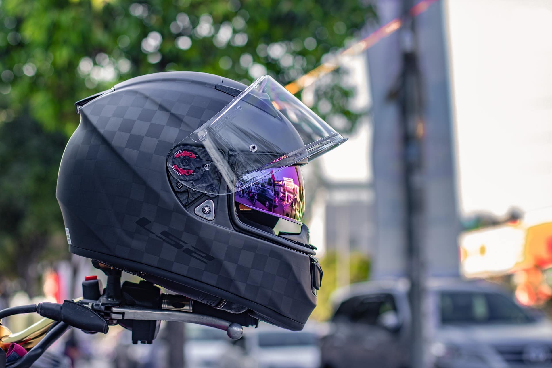 9 Moped Accident and Safety Statistics (2022 Update)