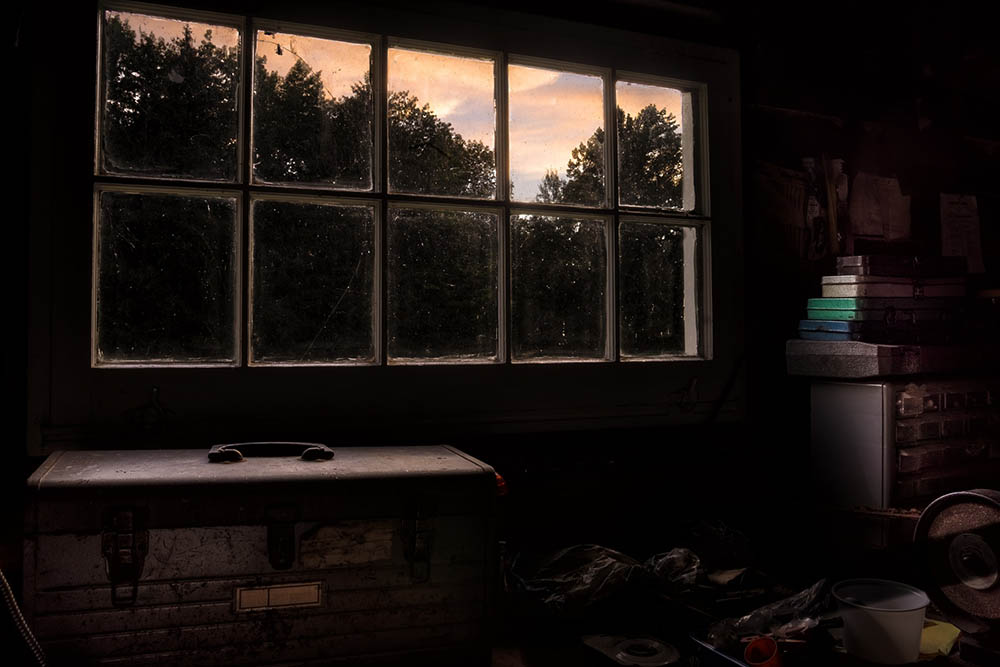 How To Replace A Garage Window In 11 Steps (with Pictures)