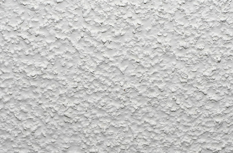 How to Paint a Popcorn Ceiling in 4 Easy Steps