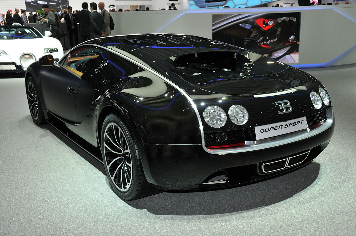 15 Fastest Cars In The World in 2022 (with Pictures)