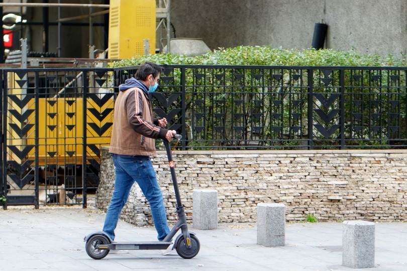 15 Electric Scooter Accident Statistics (2022 Update)