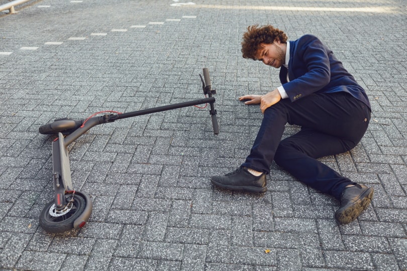 15 Electric Scooter Accident Statistics (2022 Update)