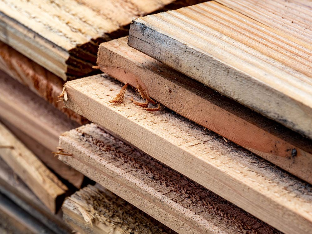 What Is The Best Wood For Picnic Tables? (With Pictures)