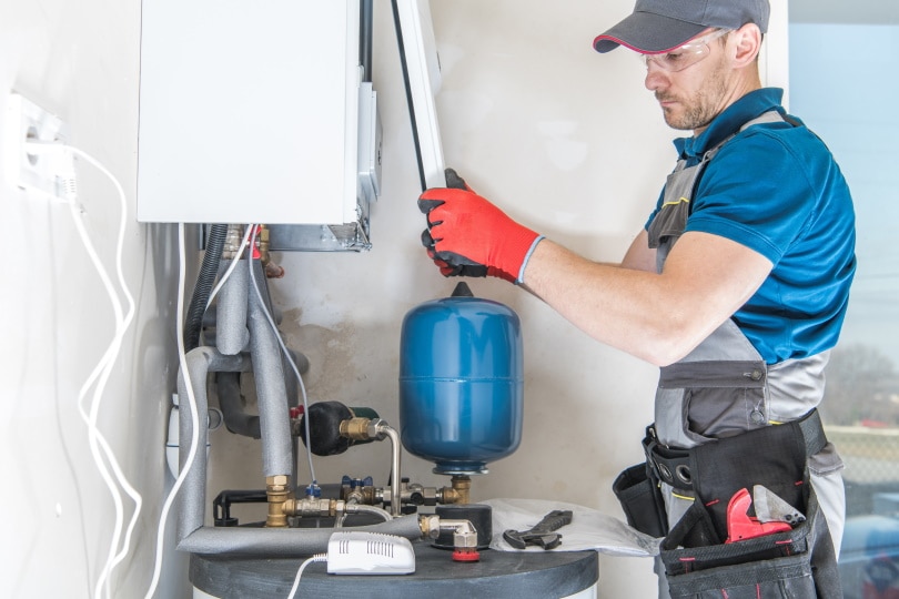 What Is the Cost to Replace a Furnace In 2022?
