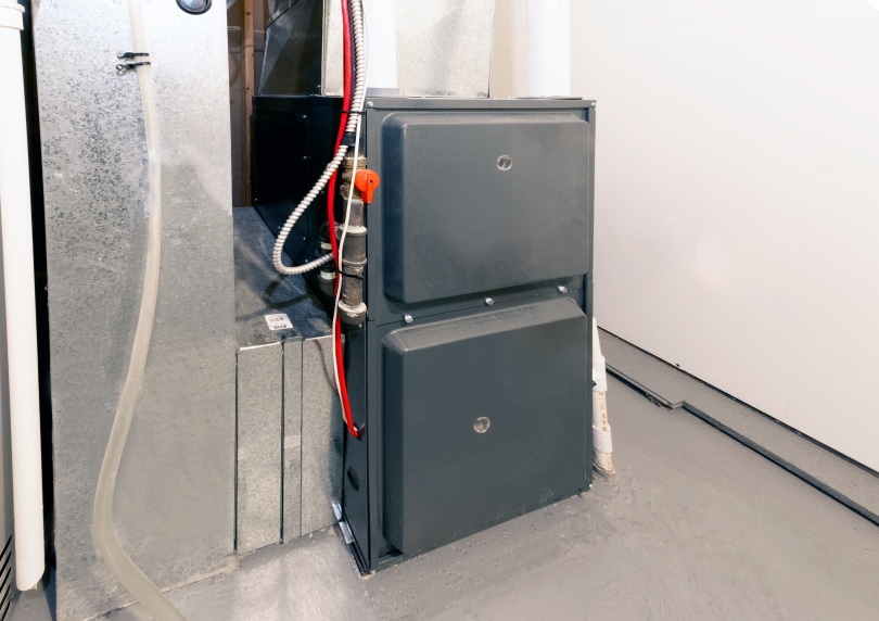 What Is the Cost to Replace a Furnace In 2022?