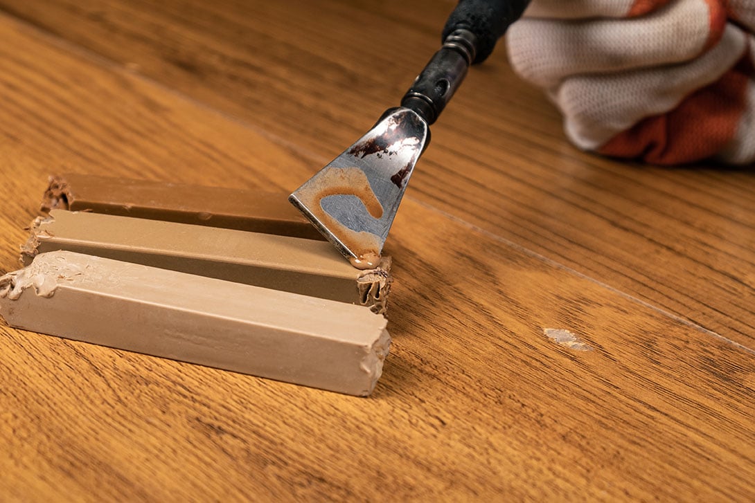 How to Fix Laminate Flooring in 4 Simple Steps