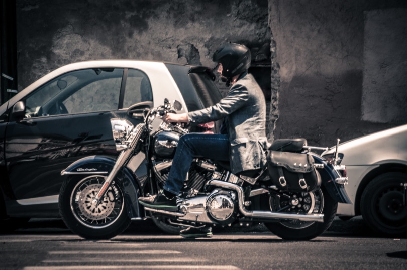 How to Shift Motorcycle Gears — 7 Expert Tips and Tricks
