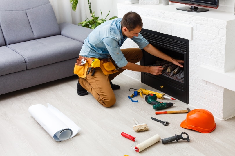 How Much Does it Cost to Install a Gas Fireplace Insert in 2022?