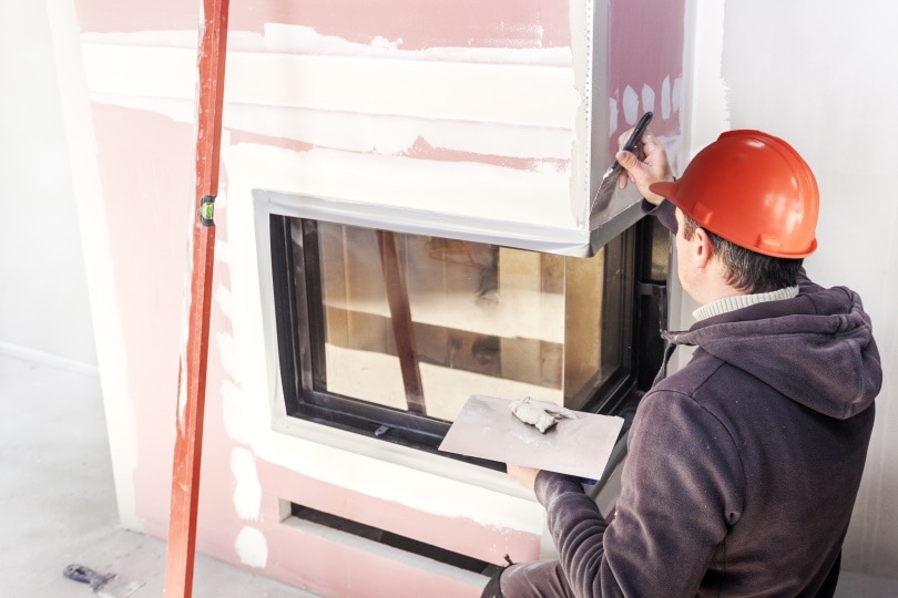 How Much Does it Cost to Install a Gas Fireplace Insert in 2022?