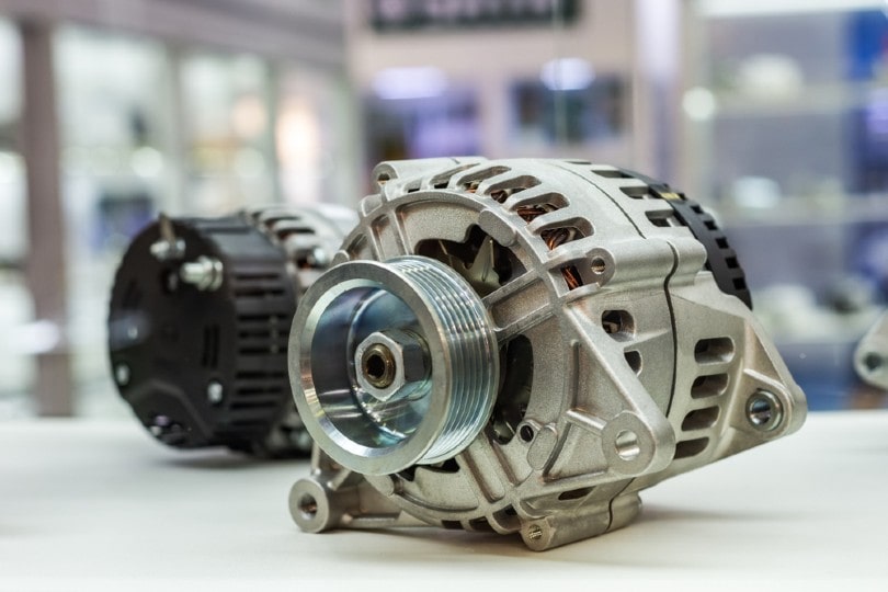 Why Are My Headlights Flickering? 6 Possible Reasons