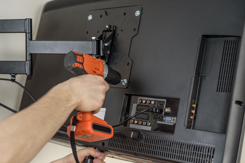 How To Mount A TV On a Brick Wall In 6 Steps