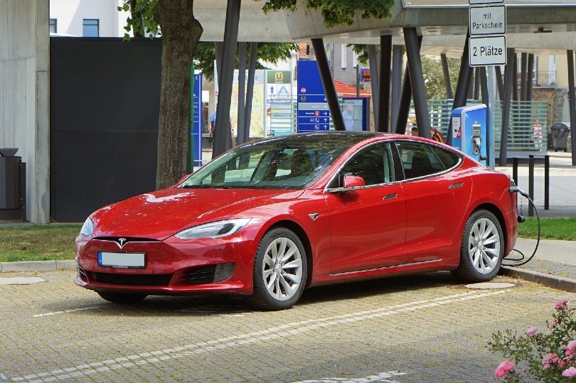 How Much Does It Cost to Replace a Tesla Battery in 2022? What You Need To Know!