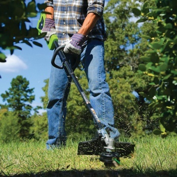 5 Best Weed Eaters of 2022 – Top Picks, Reviews & Guide